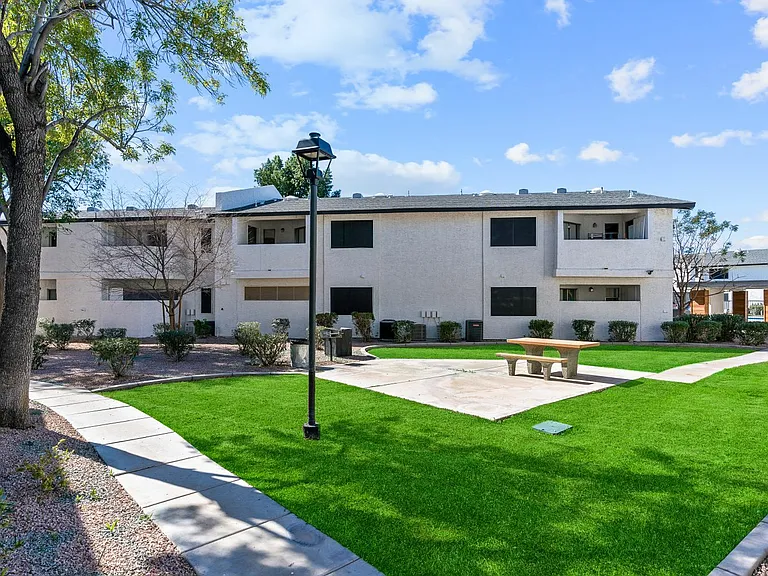 Astero Mesa West — Photo 7