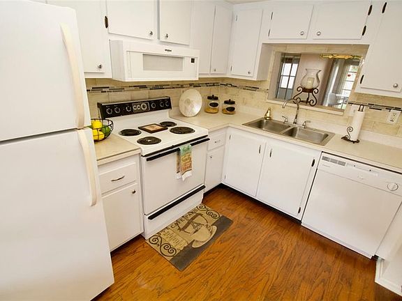 3rd image of 601 N Hercules Ave APT 507