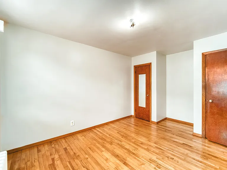 1066 Tower Rd — Photo 24