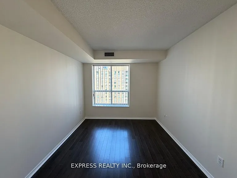 29 Pemberton Ave #1106 — Photo 6