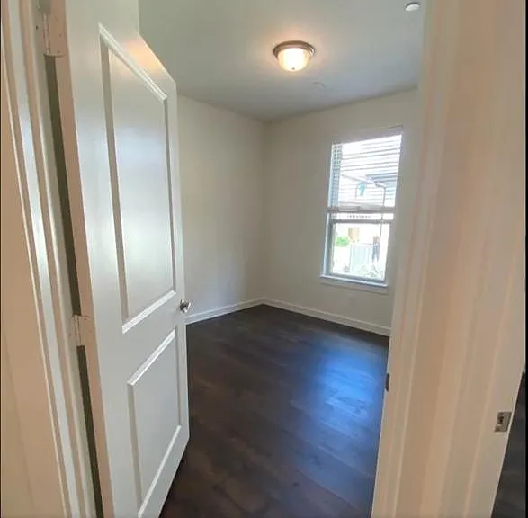 1625 Dewberry Ln — Photo 16