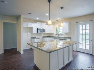 3925 Linne Rd, Seguin, TX 78155