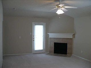 1st image of 403 Horse Shoe Dr