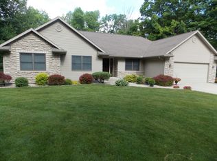 1213 S Rapids View Dr, Midland, MI 48640