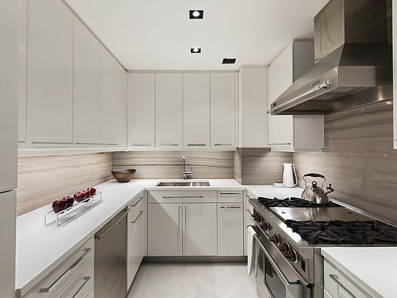 4th image of 721-725 5th Ave #45K