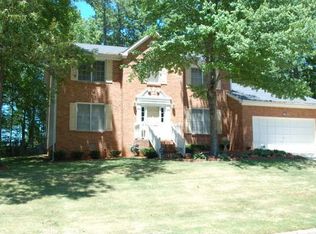 4432 Woodland Forest Dr, Stone Mountain, GA 30083