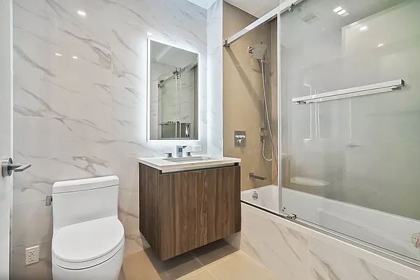 Sold by Nest Seekers International | media 6