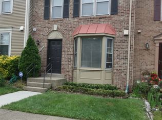 14192 Royal Oak Ln, Centreville, VA 20120