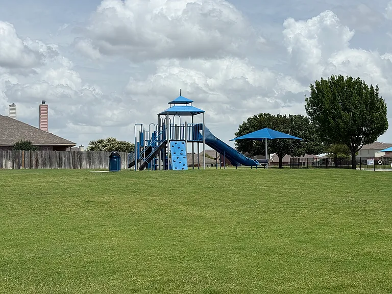 Arkoma Dr — Photo 13