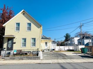 131 Cumberland Rd, Lowell, MA 01850