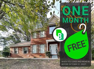 942 Shadow Ridge Trl, Lithonia, GA 30058