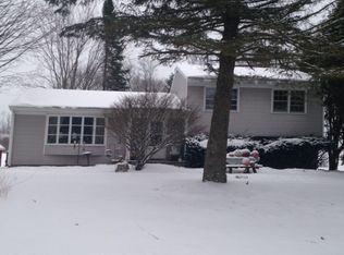 19183 Leroy Rd, Leroy, MI 49655