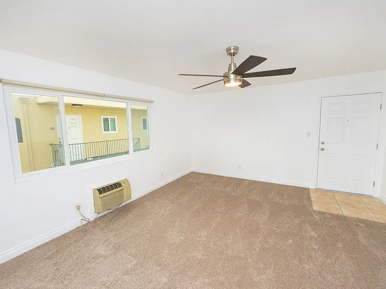 455 Ballantyne St #8 — Photo 79