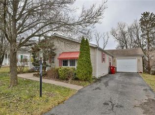 51 Penny Ln, Easton, PA 18040