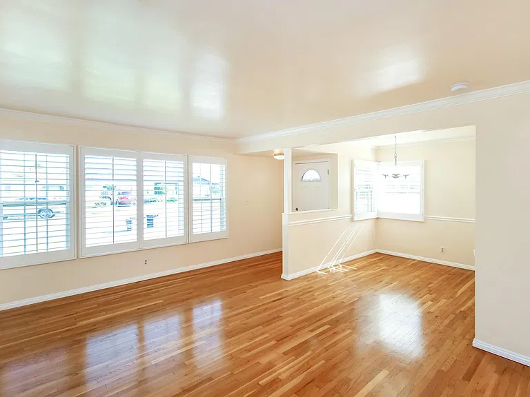10667 Hallwood Dr — Photo 7