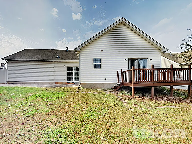 107 Everett Park Dr — Photo 16