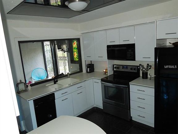 4th image of 13405 Pine Lake Way #A