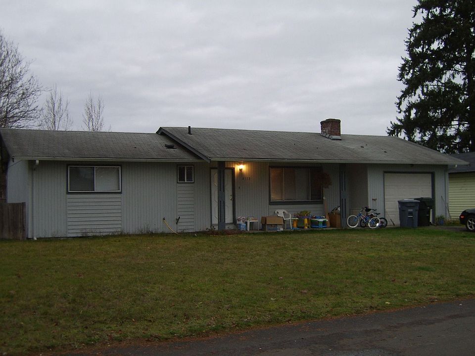 1st image of 4113 220th St E