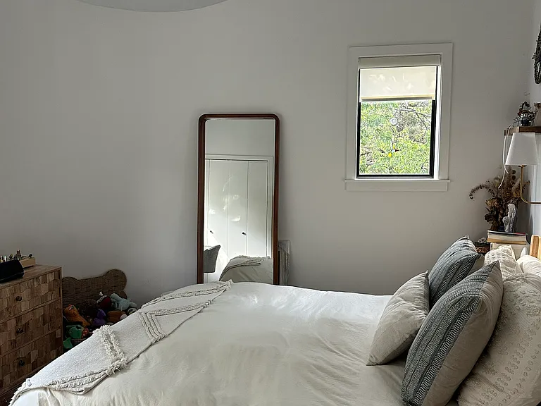 2403 Wilson St — Photo 39