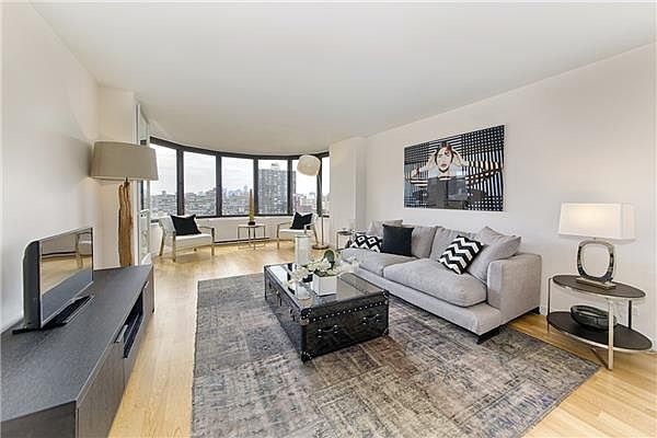 1st image of 330 E 38th St APT 5A