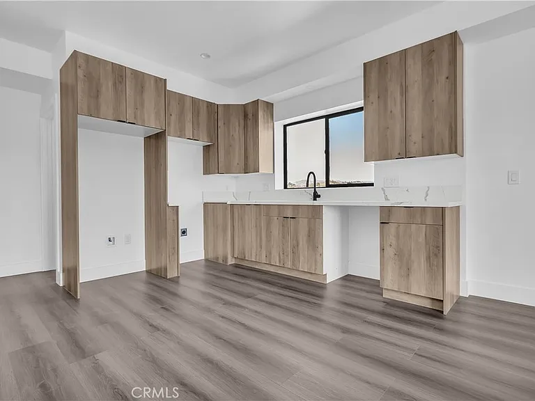 1571 Ricardo — Photo 13