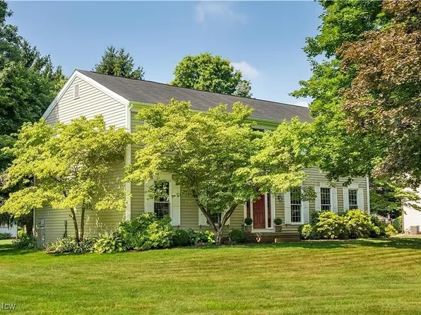 7114 Andiron Cir NW, Canton, OH 44718