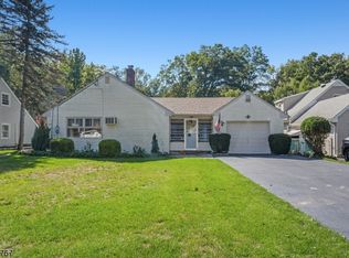 277 Elm Ave, Hackensack, NJ 07601