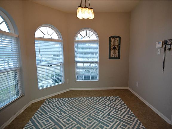 5th image of 19251 Carriage Vale Ln