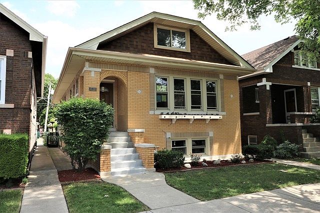 1st image of 1623 Scoville Ave