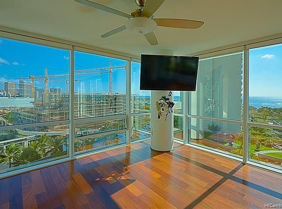 2nd image of 88 Piikoi St APT 1109