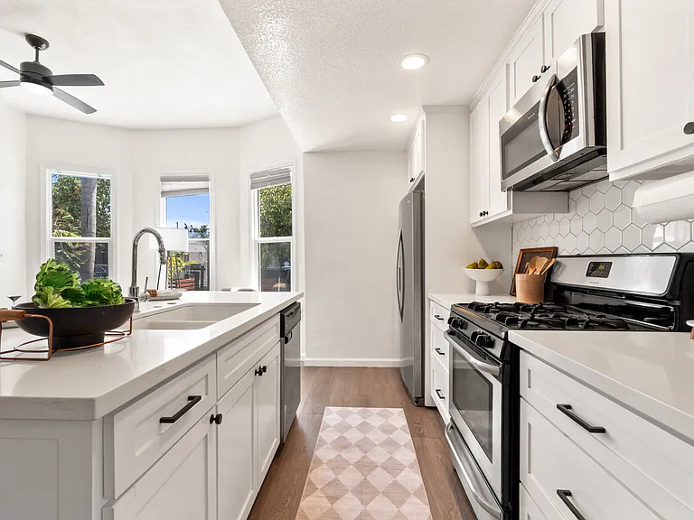 5623 Homeside Ave — Photo 11