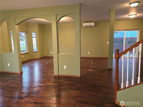 2nd image of 1006 Cathleen Street