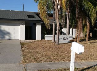 8371 Broken Willow Ln, Port Richey, FL 34668