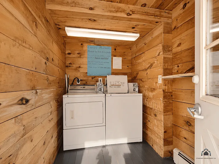 37 Windsor St #1 — Photo 12
