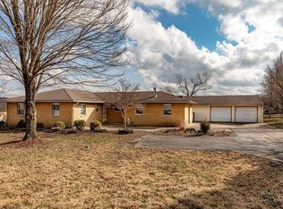 8179 Pleasant Valley Rd, Camden, OH 45311