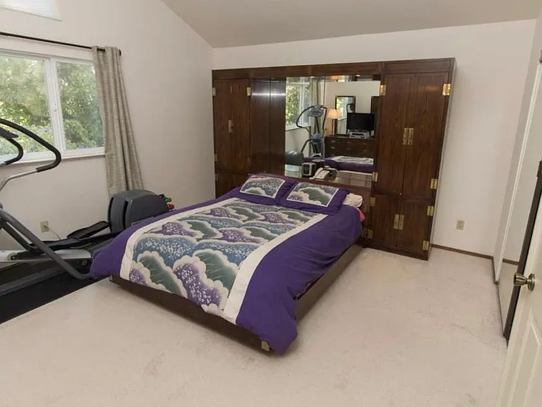 17032 Tassajara Cir — Photo 5