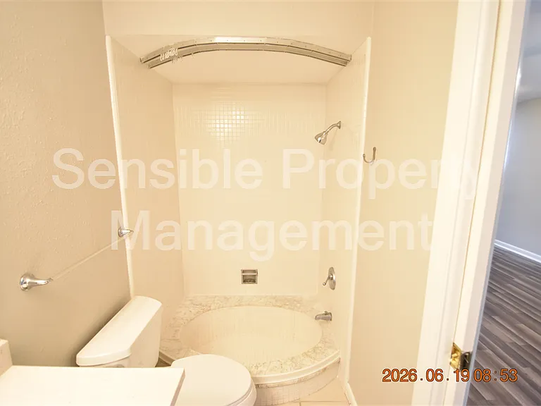 3273 Harbor Lake Dr — Photo 24