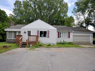 376 Ridge Rd, Queensbury, NY 12804