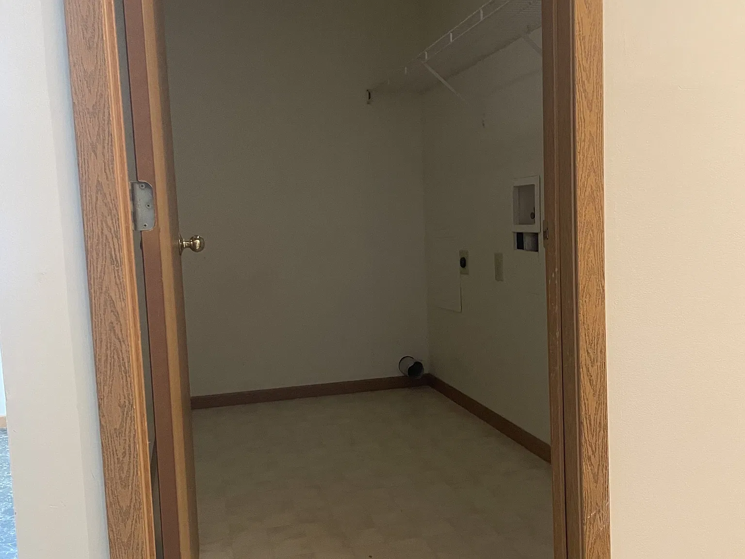 300 Allen Avenue Apt C - 1 — Photo 2
