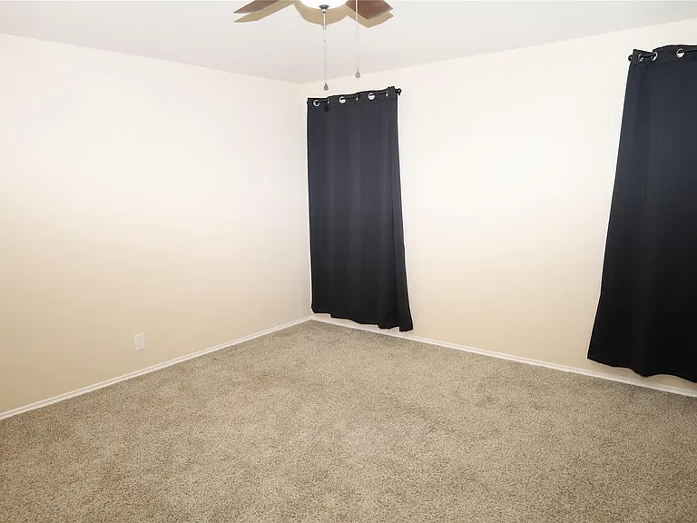 1804 Golden Arrow Ave — Photo 11