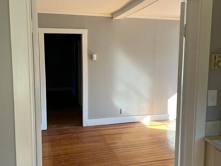 245 Old Colony Rd #1 — Photo 2