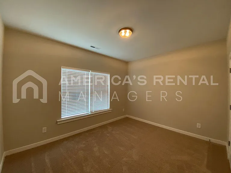 101 County Road 1701 — Photo 15