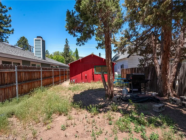 906 W Country Club Blvd — Photo 17