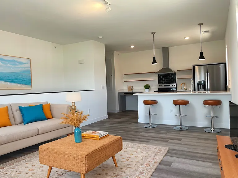Point Gardens Apartments — Photo 44