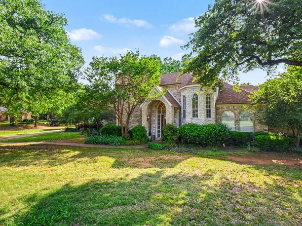 3821 Park Bend Dr, Flower Mound, TX 75022