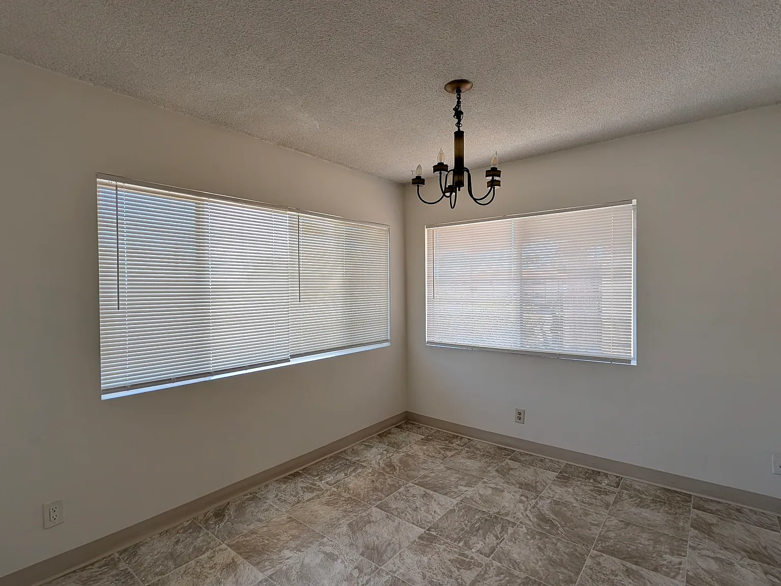 3 bed, $2,900 — Photo 4