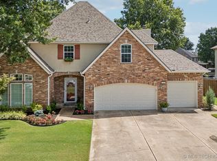 1301 E Dover St, Broken Arrow, OK 74012