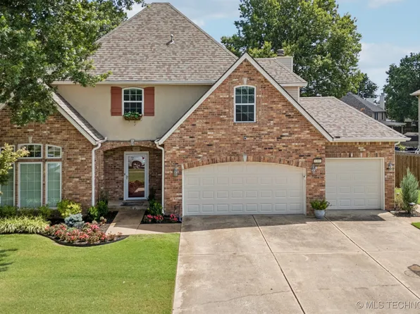 1301 E Dover St, Broken Arrow, OK 74012