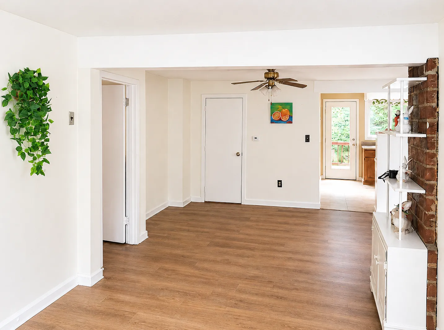 3 bed, 2029 sqft, $3,550 — Photo 4