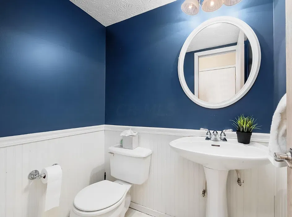 3 bed, 2.5 bath, 1576 sqft, $2,250 — Photo 4